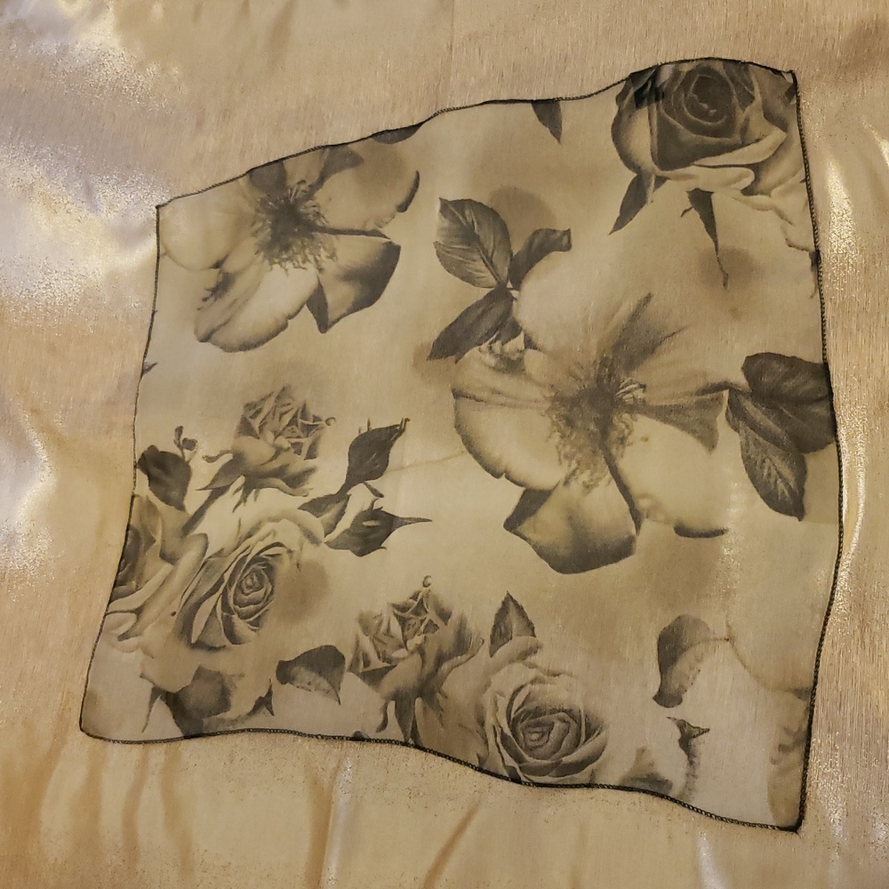 Square Translucent Floral Print Green Head & Neck Scarf